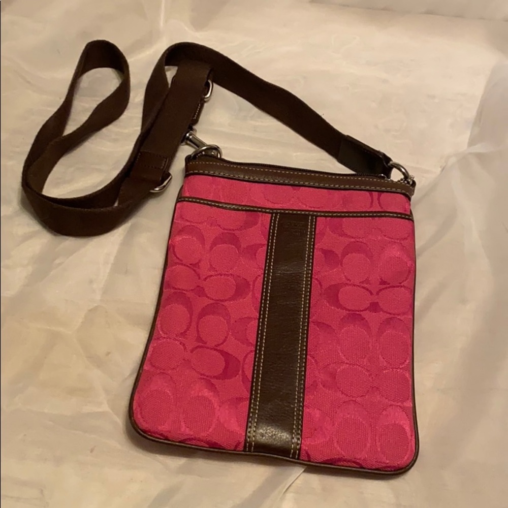 COACH Signature Pink/Brown Swingpack
